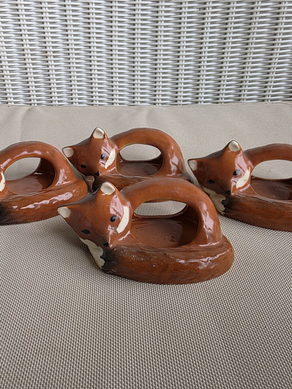 Vtg Foxfield Ceramic Napkin Rings Signed Woodland Fox Set Of 4 Tablescape Collec